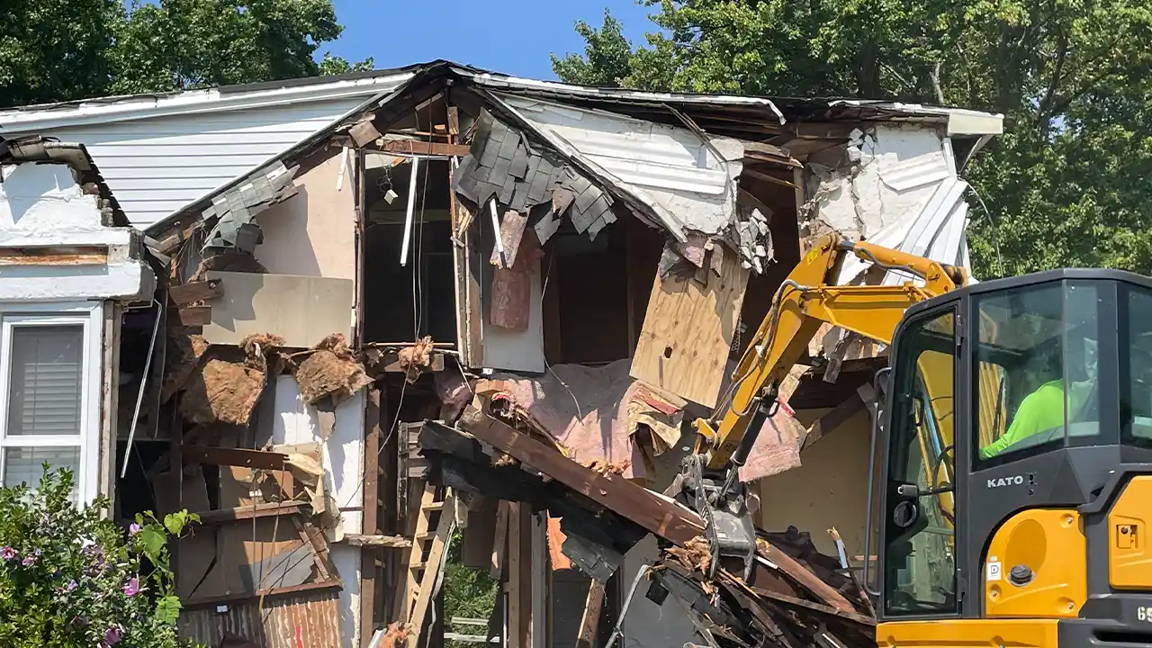 We provide house demolition services in Maryland, Virginia, Delaware, Washington D.C. and nearby areas! Call 800.965.8634 now!