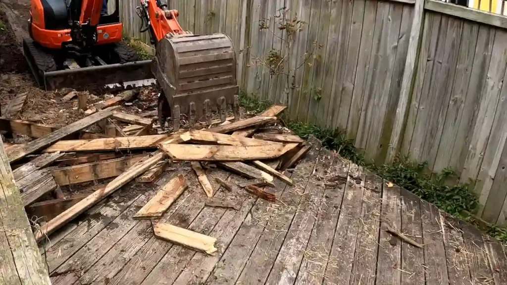 We offer deck, porch, fence and patio removal services in MD, VA, DE, DC and nearby areas.