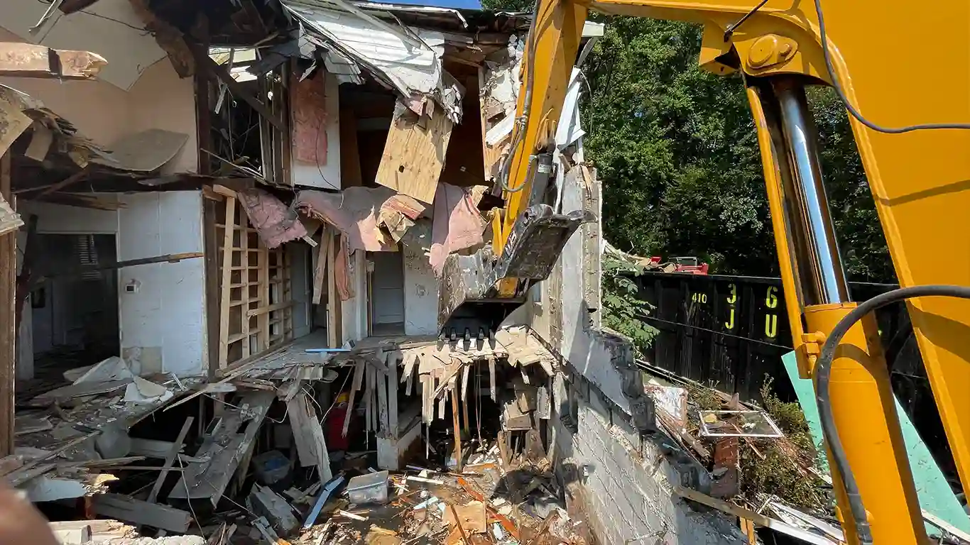 We provide commercial and residential demolition services in Ashland, Virginia.